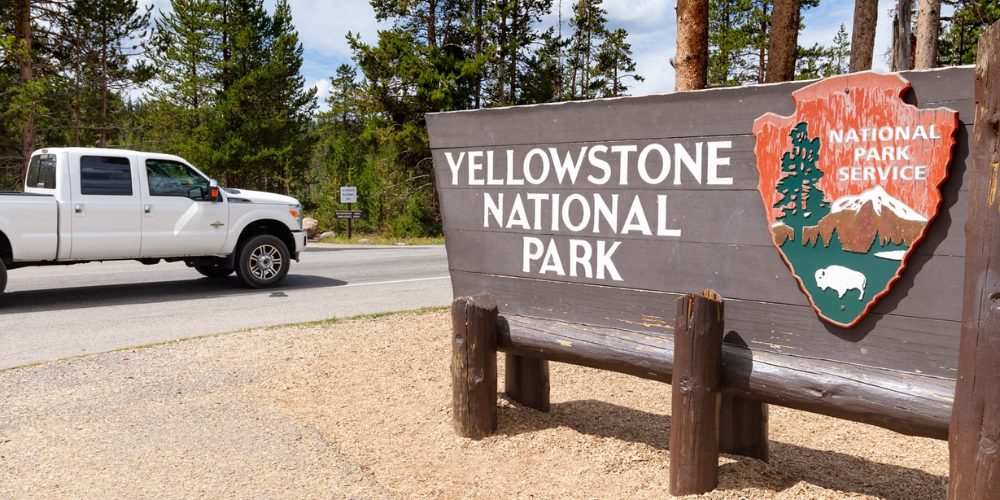 When Is the Best Time to Visit Yellowstone National Park.